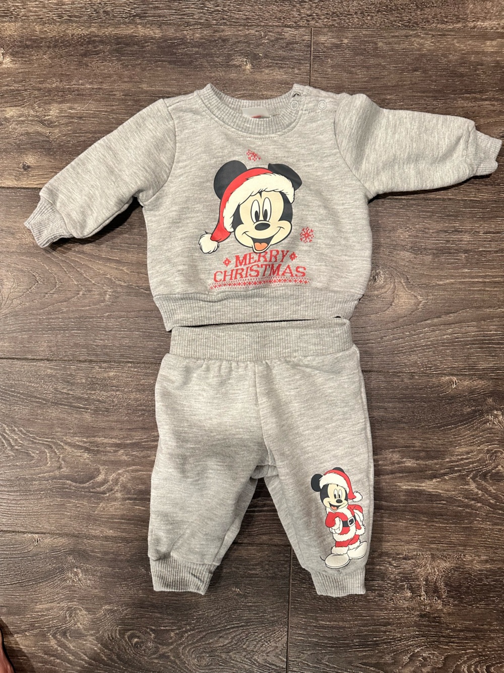 Disney’s Mickey Mouse "Merry Christmas" Grey Sweatshirt & Pants Set Size 0/3mn